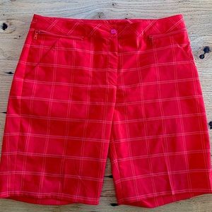 EP Pro Women’s Golf Shorts Size 10 Red‎ Subtle Plaid Bermudan Zip Pockets